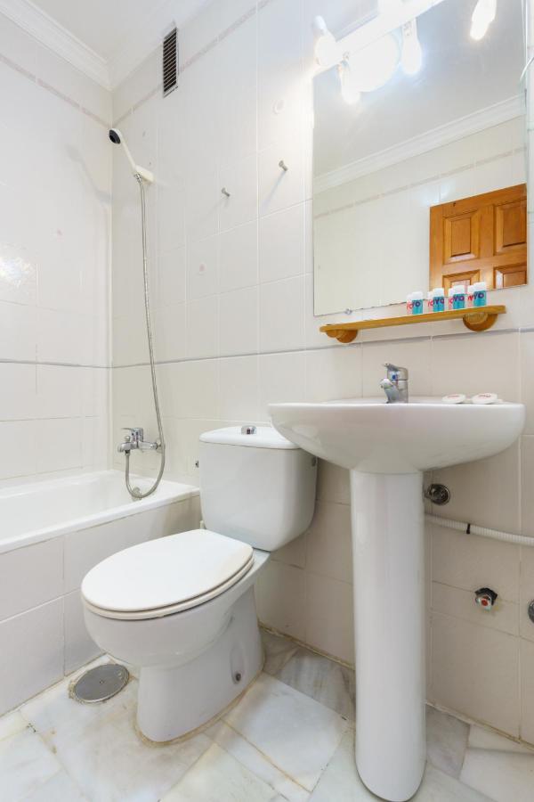 One-Bedroom Apartment,1110009003:JPEG