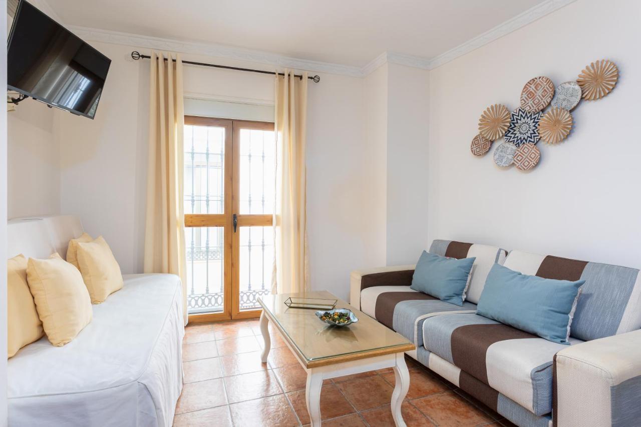 One-Bedroom Apartment,1245638668:JPEG