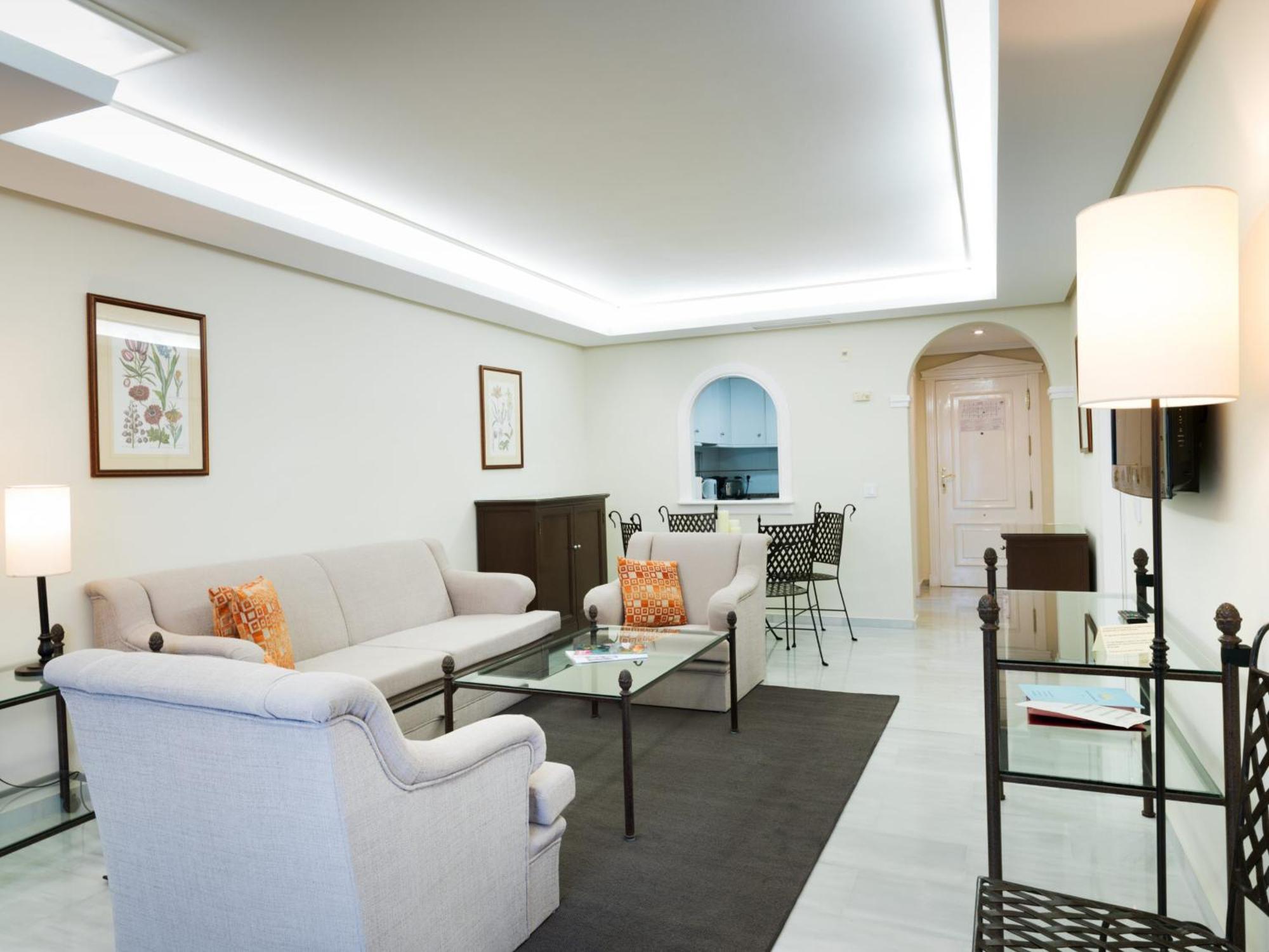 One-Bedroom Apartment Spa