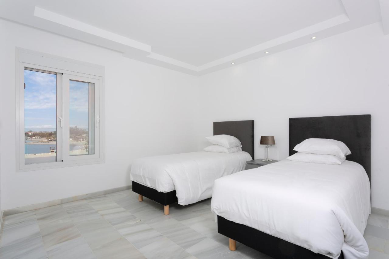 Three-Bedroom Deluxe Apartment,1296890725:JPEG