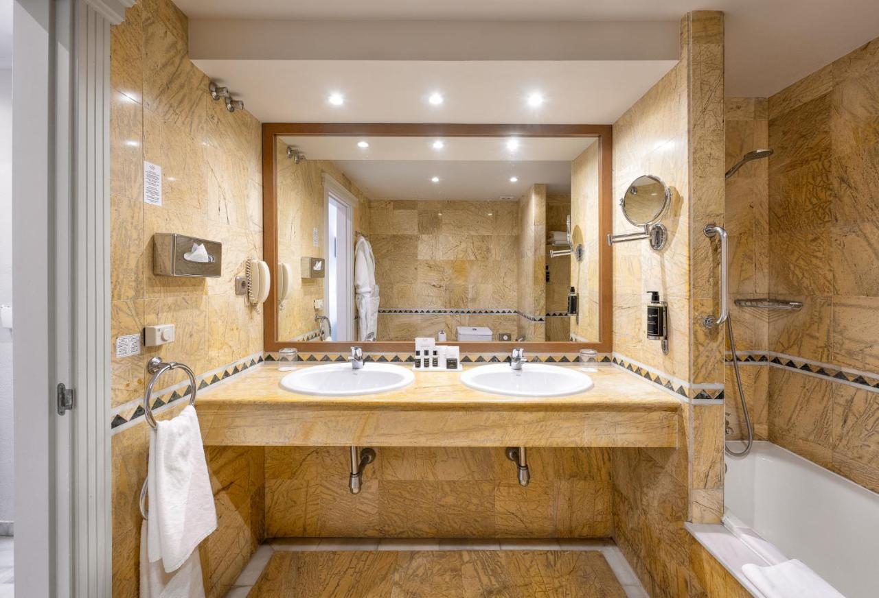 Chambre Deluxe Double ou Lits Jumeaux