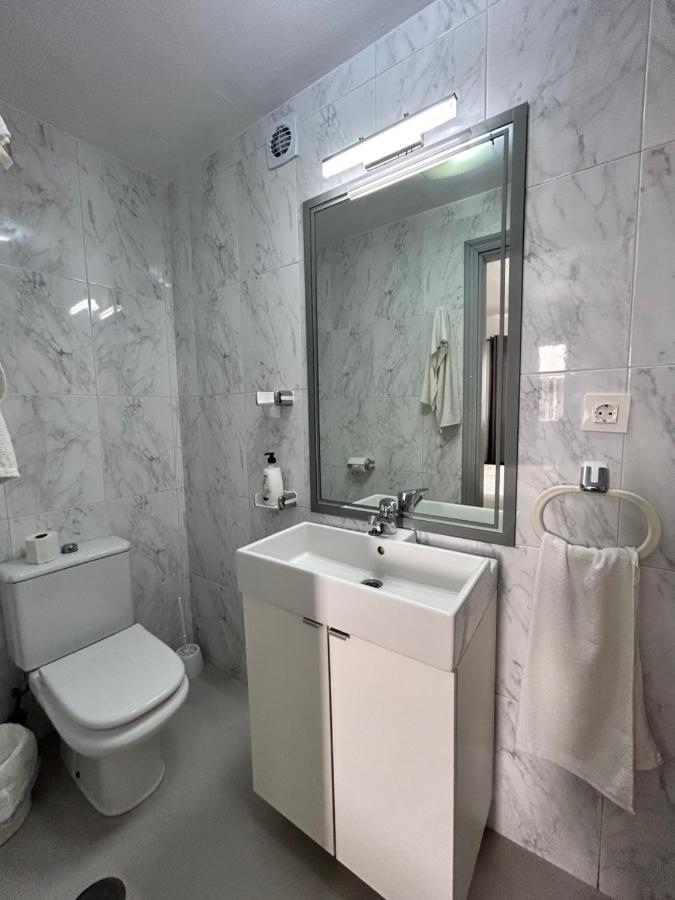 Double or Twin Interior Room