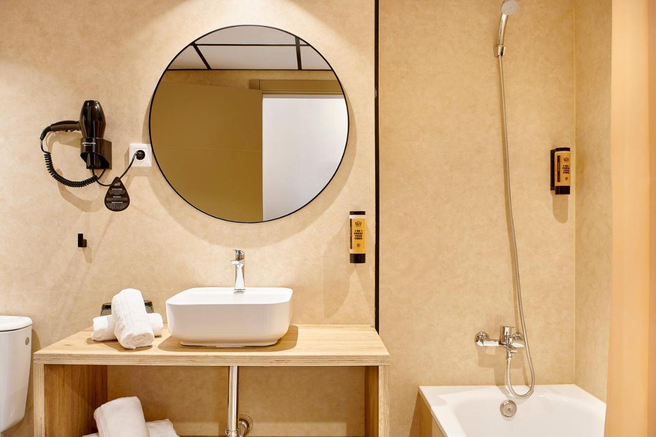 Double Room & Unlimited Brunch
