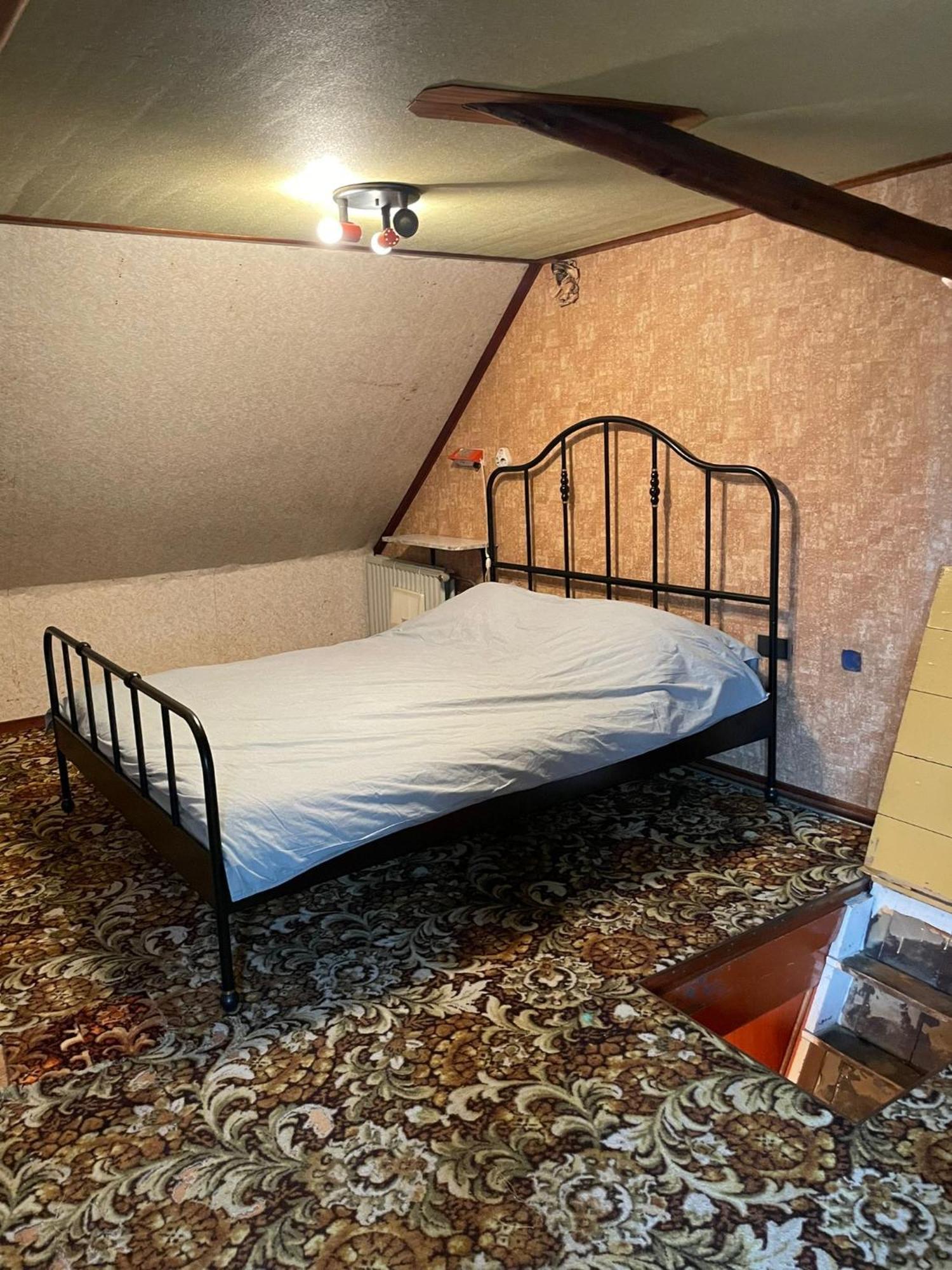 Double Room Private External Bathroom