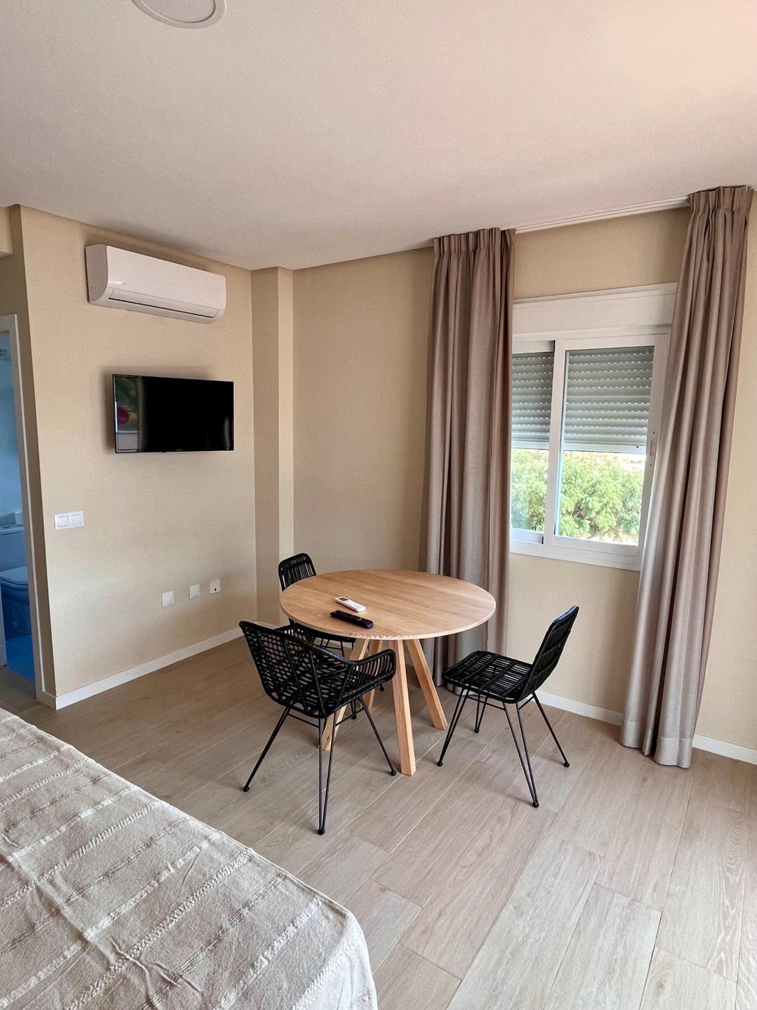 Estudio Deluxe con cama grande