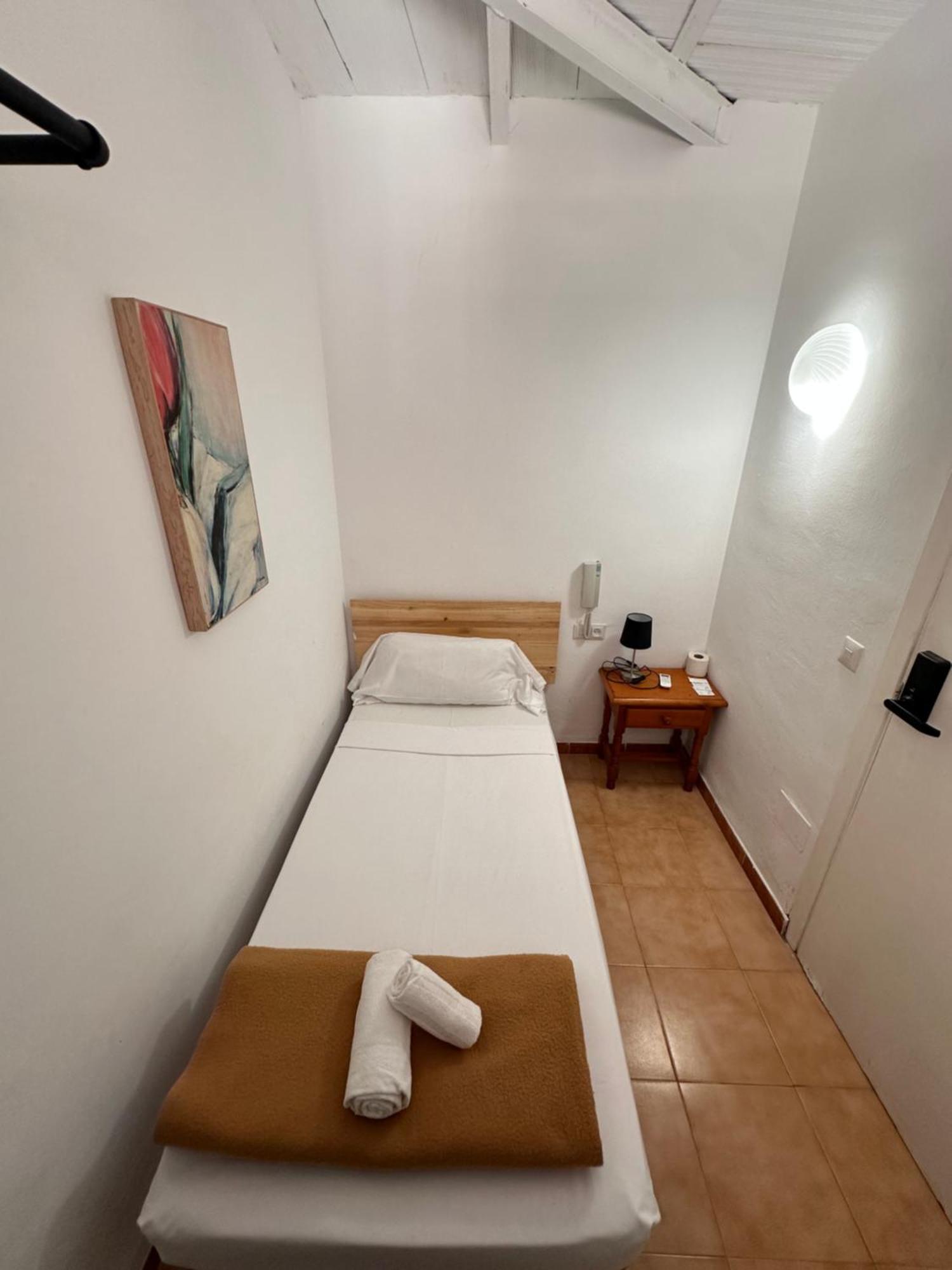 Eenpersoonskamer met Gedeelde Badkamer