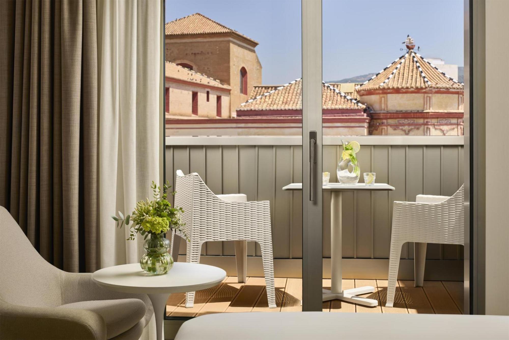 Standard Double or Twin Room Balcony