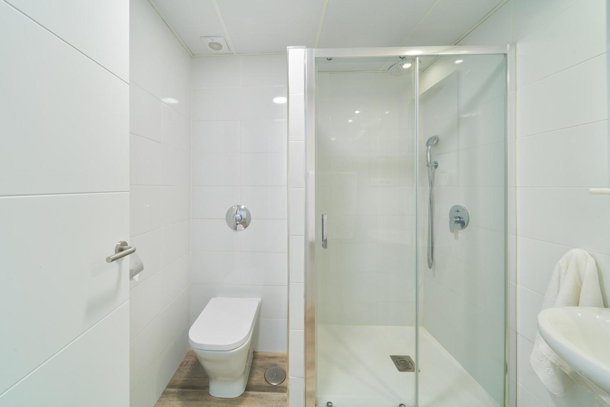 Single Room External