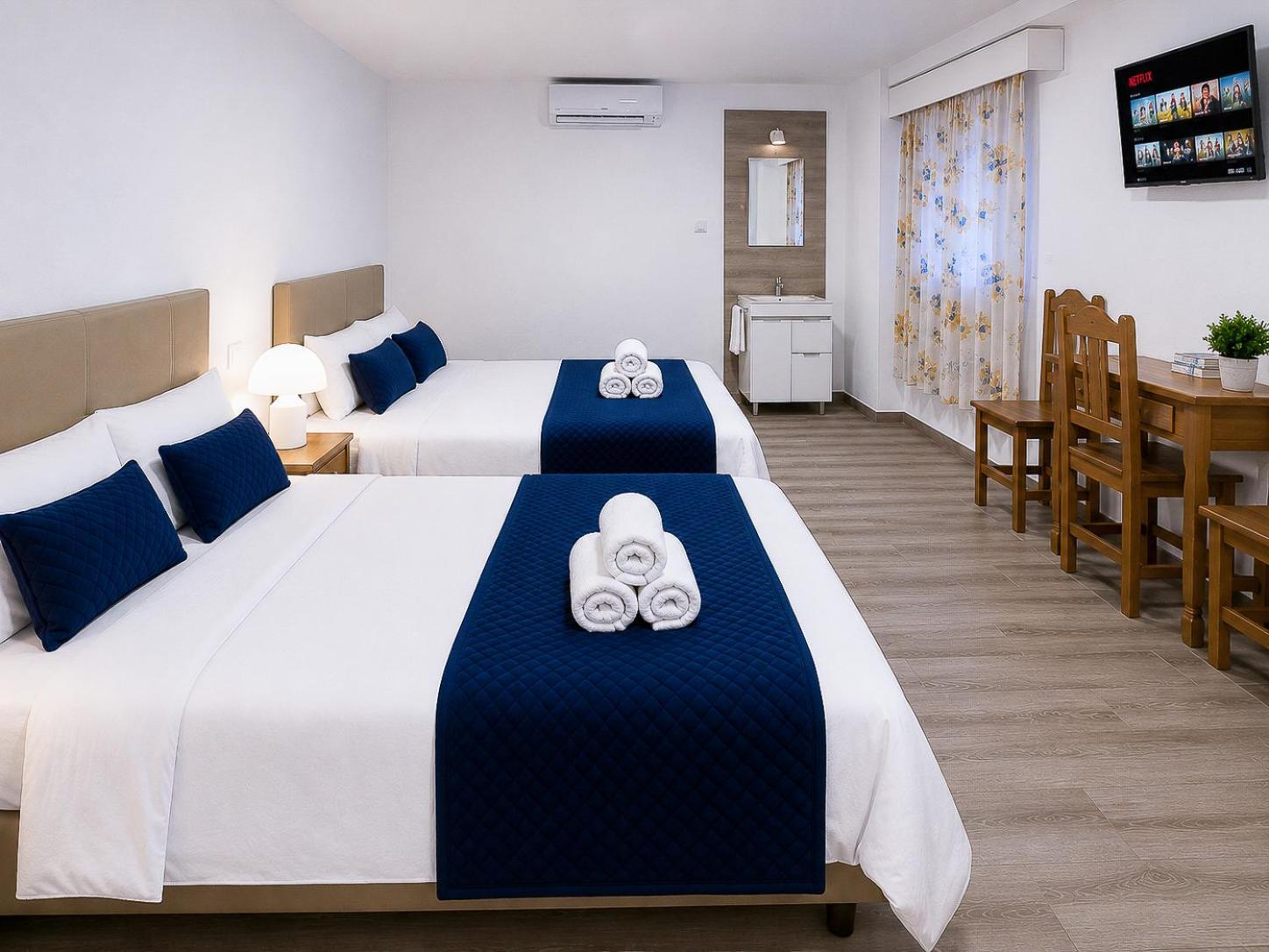 Vierbettzimmer mit Gemeinschaftsbad