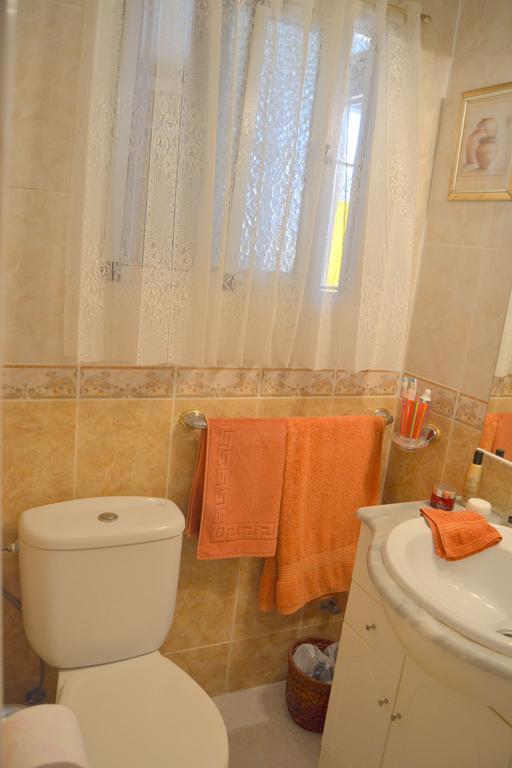 Studio Apartment,186758178:JPEG