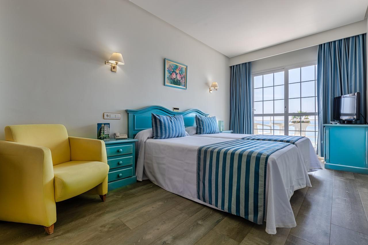 Twin Room Sea View