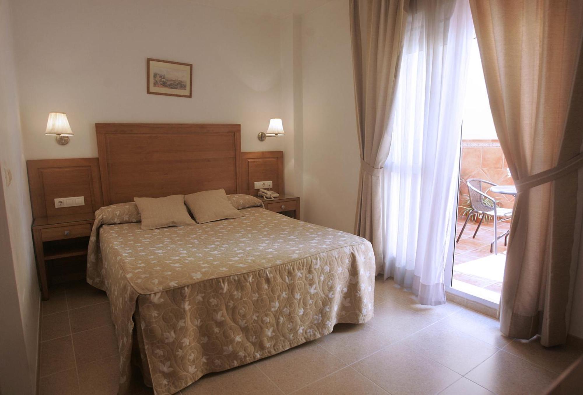 Chambre Double ou Lits Jumeaux avec Balcon