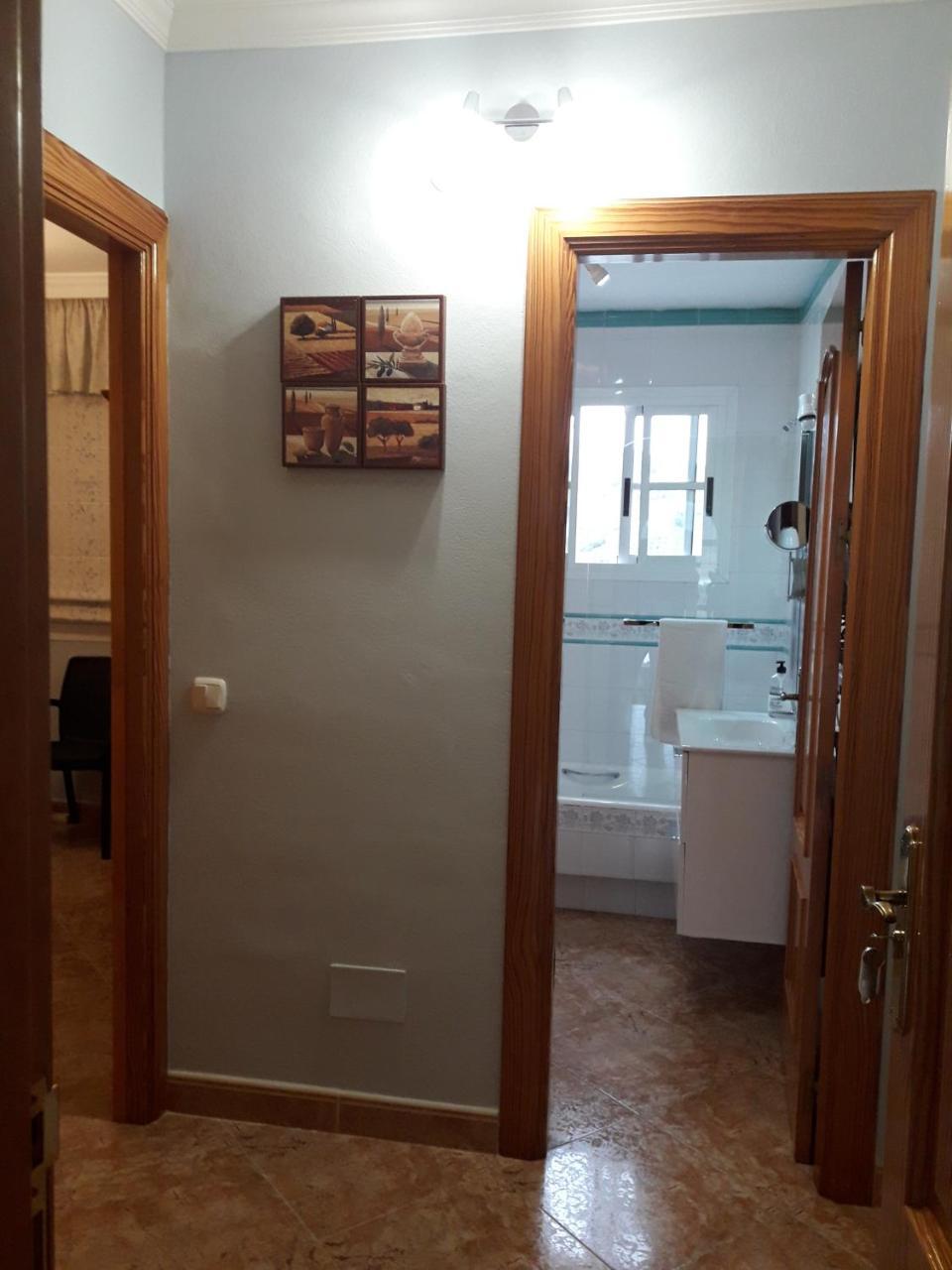 Double Room with Terrace and Private Bathroom,908551858:JPEG