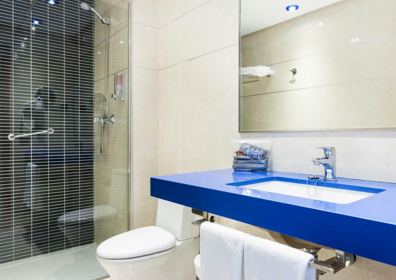 Superior Double Room with Balcony (3 Adults),1272723208:JPEG