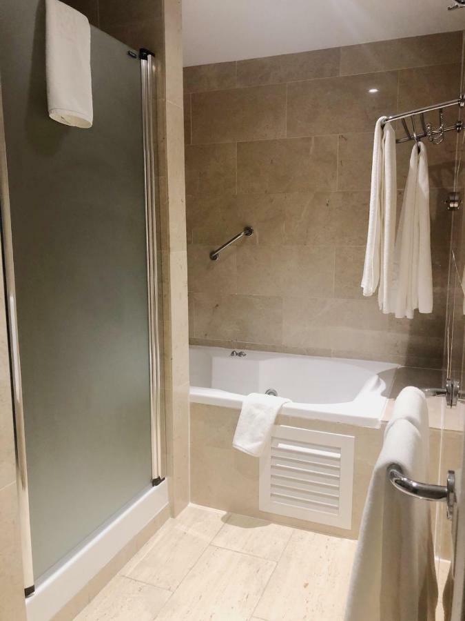 Deluxe Doppelzimmer mit Balkon und Meerblick