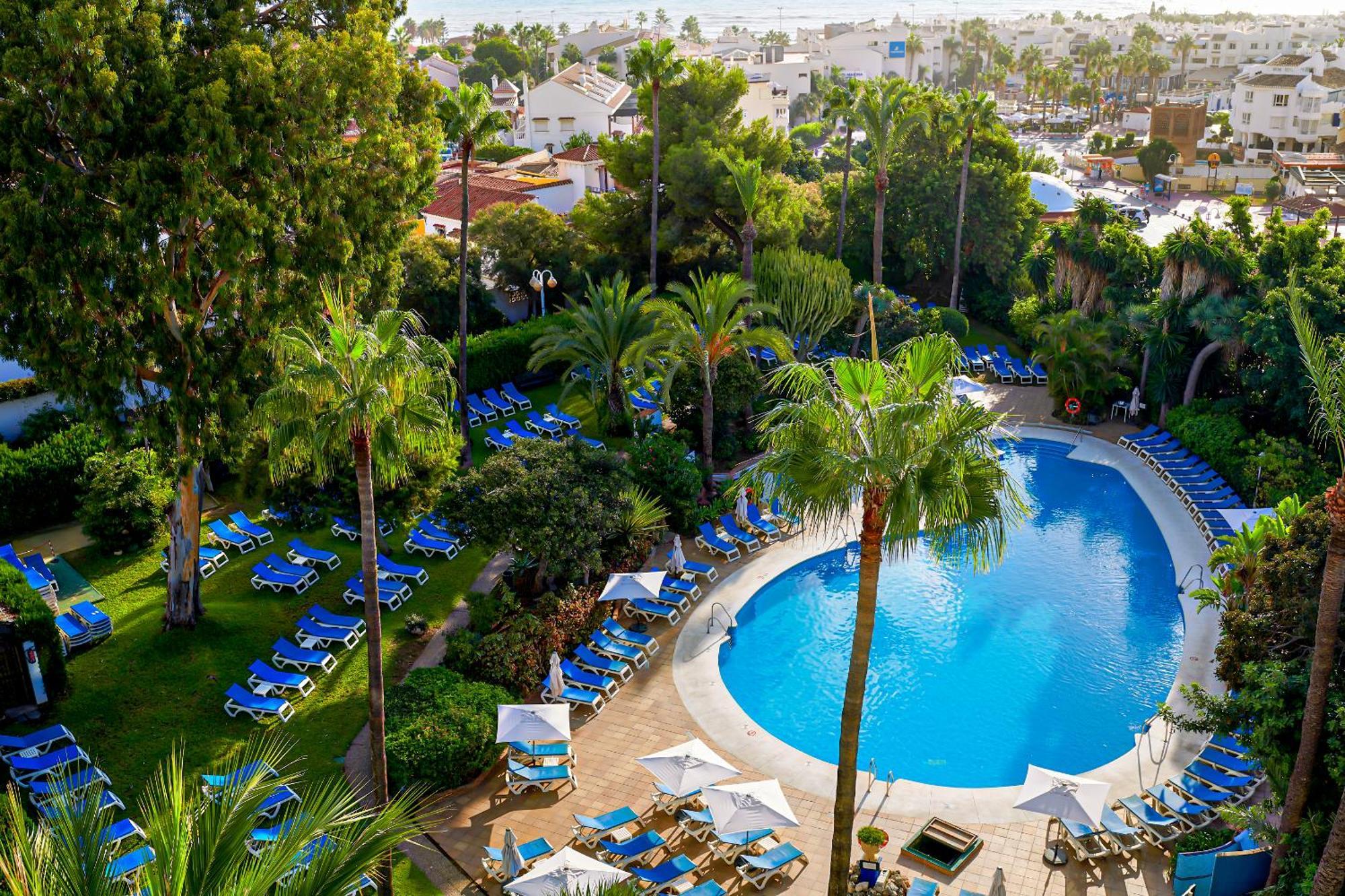 Double Room with Pool View (3 Adults)