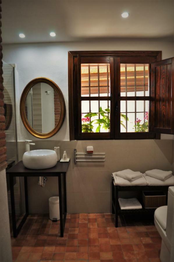 Double Room,1240854346:JPEG