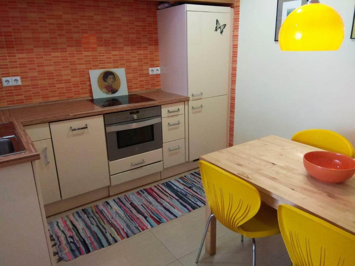 One-Bedroom Apartment,941268178:JPEG