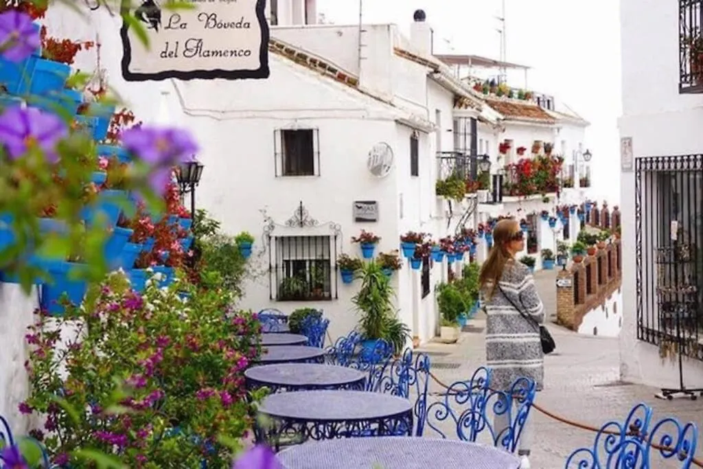 Casa rural Mijas. Cerca playa y montaña con jardín-1