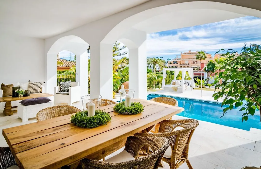 Vm-Lyxury 4 Bedroom Villa With Private Pool-1
