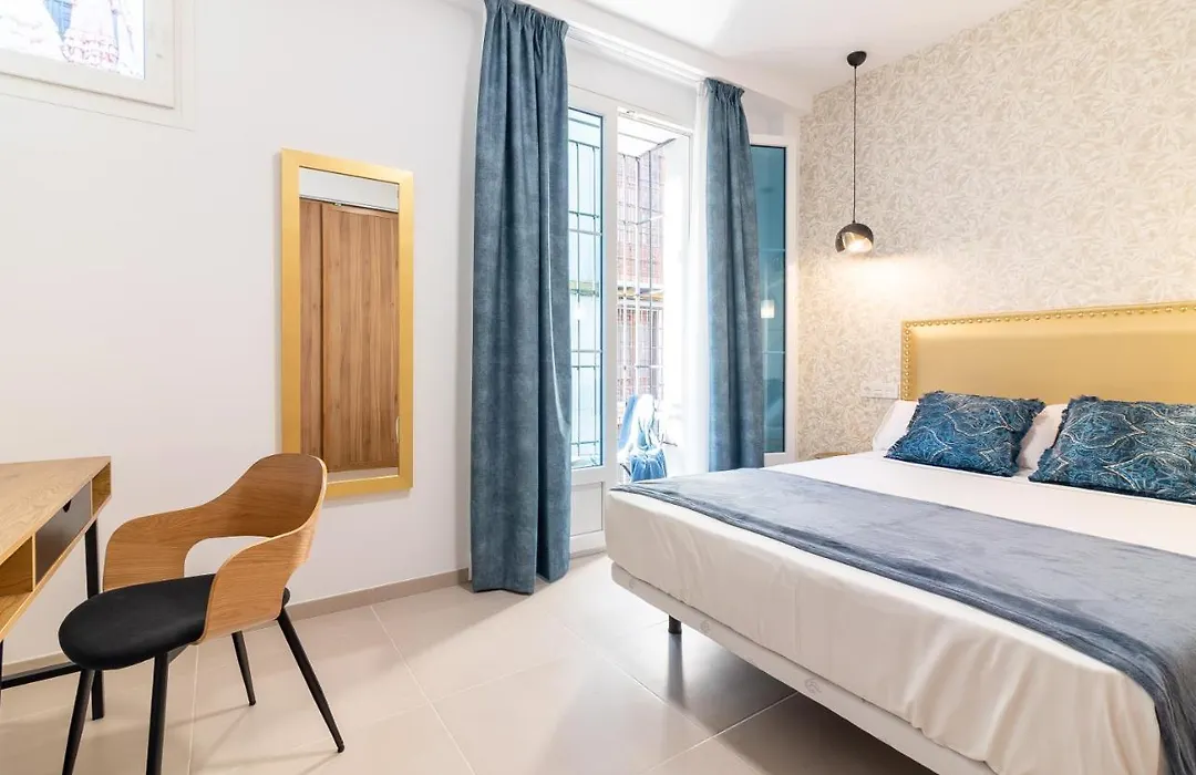 Malaga Center Flat Mariblanca 12 Sun & Terrace Boutique-1