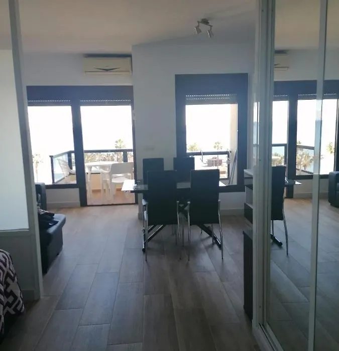 Apartamento-Estudio First Line Of The Beach Malaga -Benalmadena-1