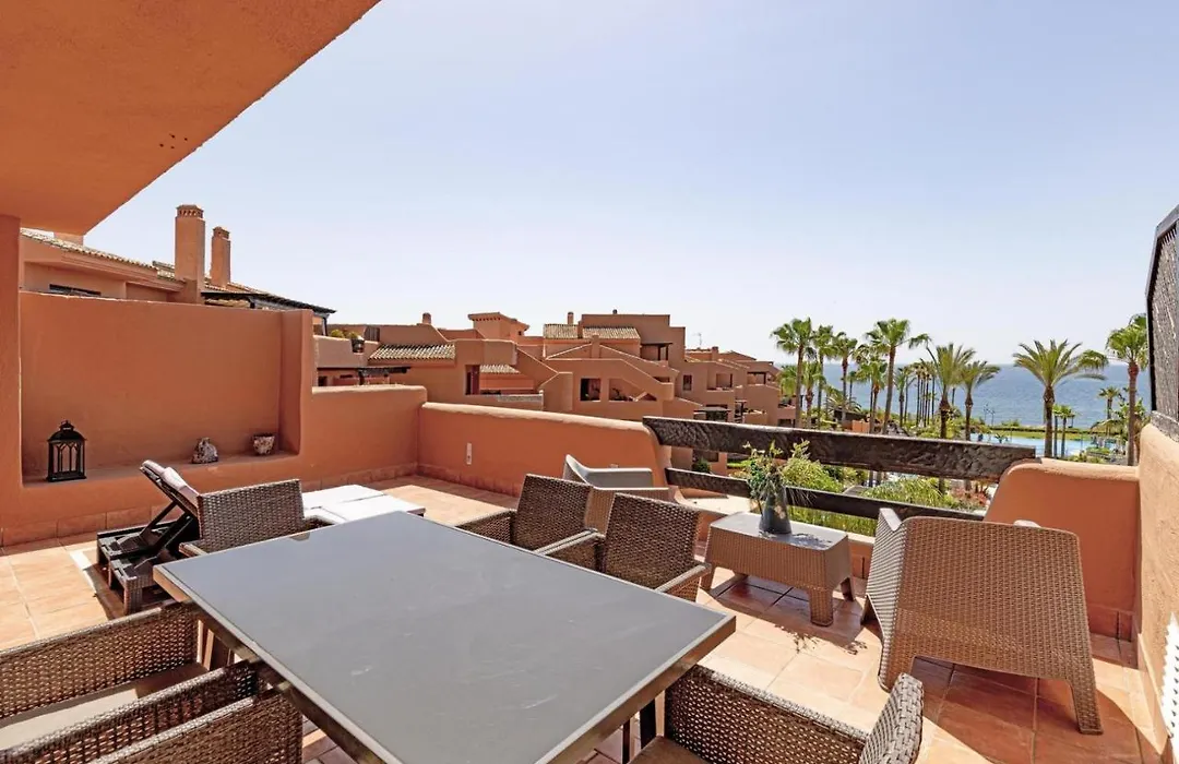 Estepona Mar Azul Apartment-1