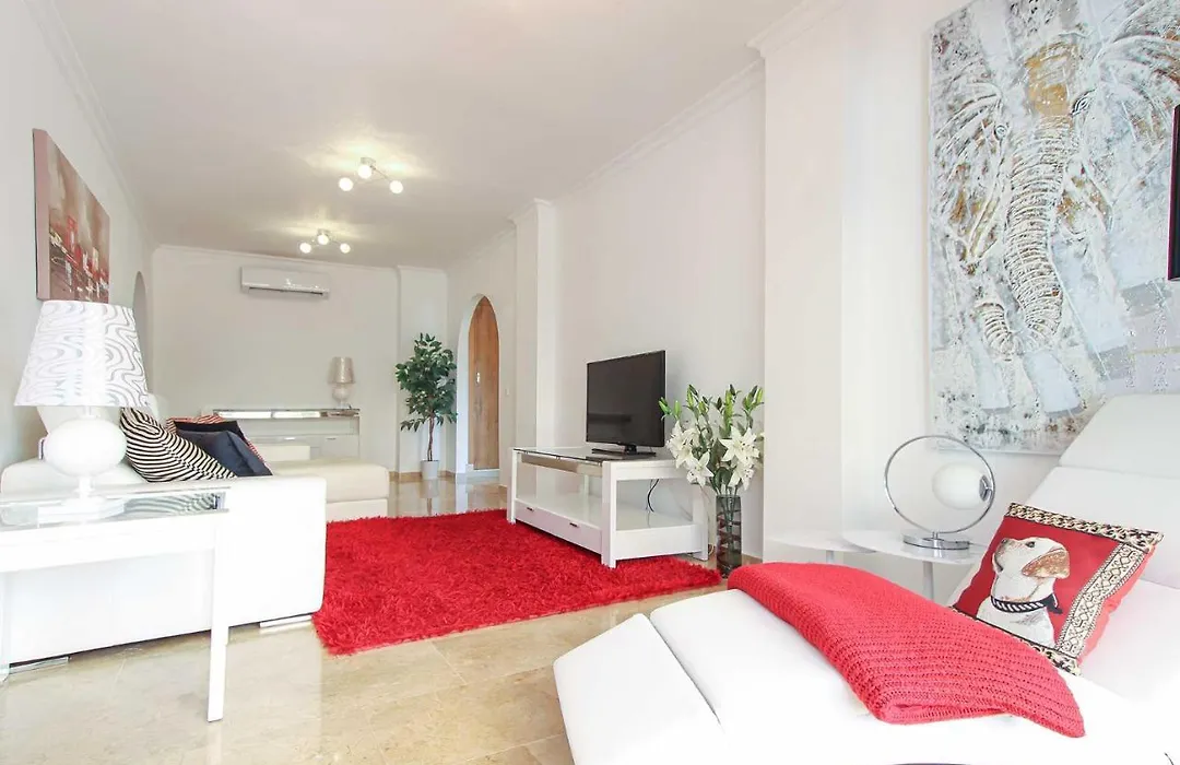 Precioso Apartamento En Coto Real - Milla De Oro-1