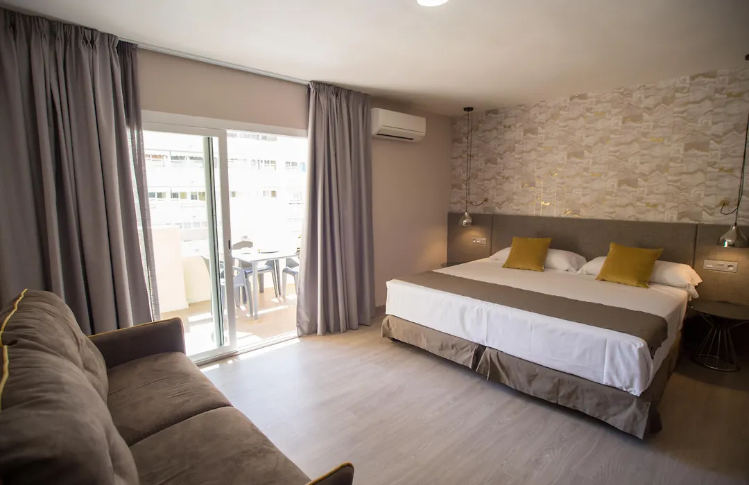 Ona Marbella Inn-1