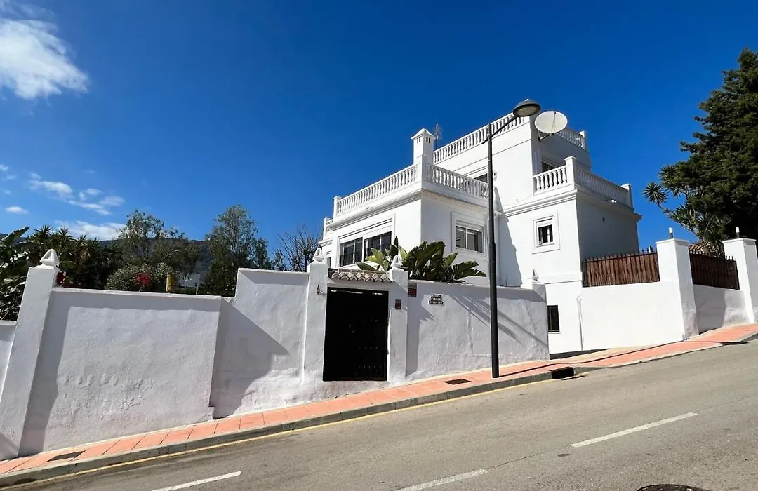 Villa 5 Beds With Private Pool Near Estepona - 5007-1