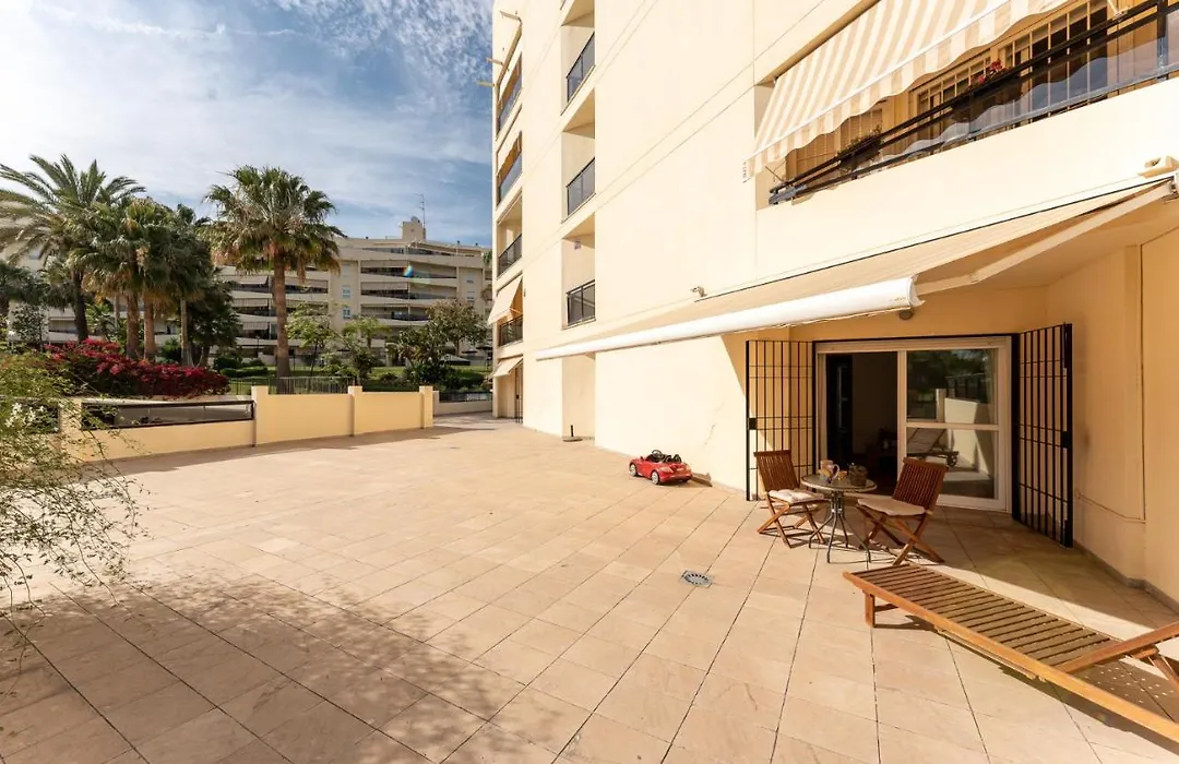 Malagasuite Playamar Terrace And Pool-1