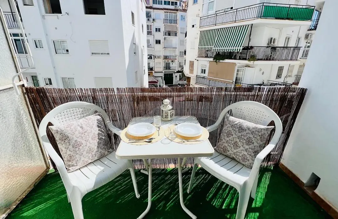 Estudio Pleno Centro De Nerja Con Balcon Y Piscina By South Costa-1