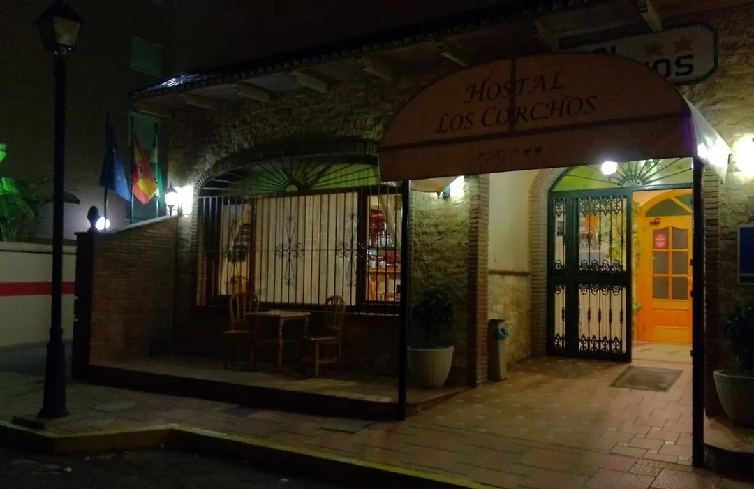 Hostal Los Corchos-1