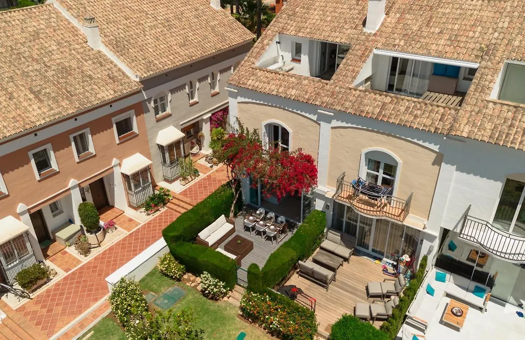 Townhouse In First Line Beach, Bahia De Marbella, Marbella-1