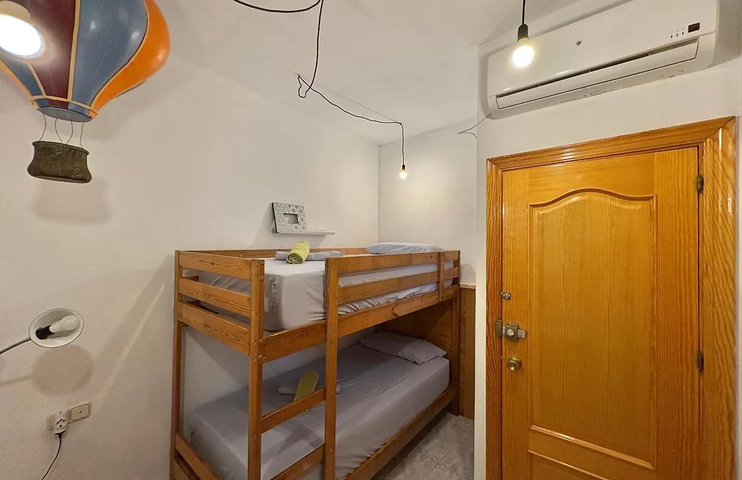 Habitacion En Calle Molino-1