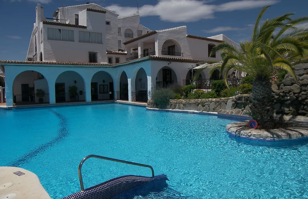 Nerja Villas-Capistrano-1