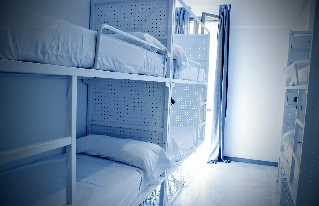 Feel Hostels Soho Malaga-1