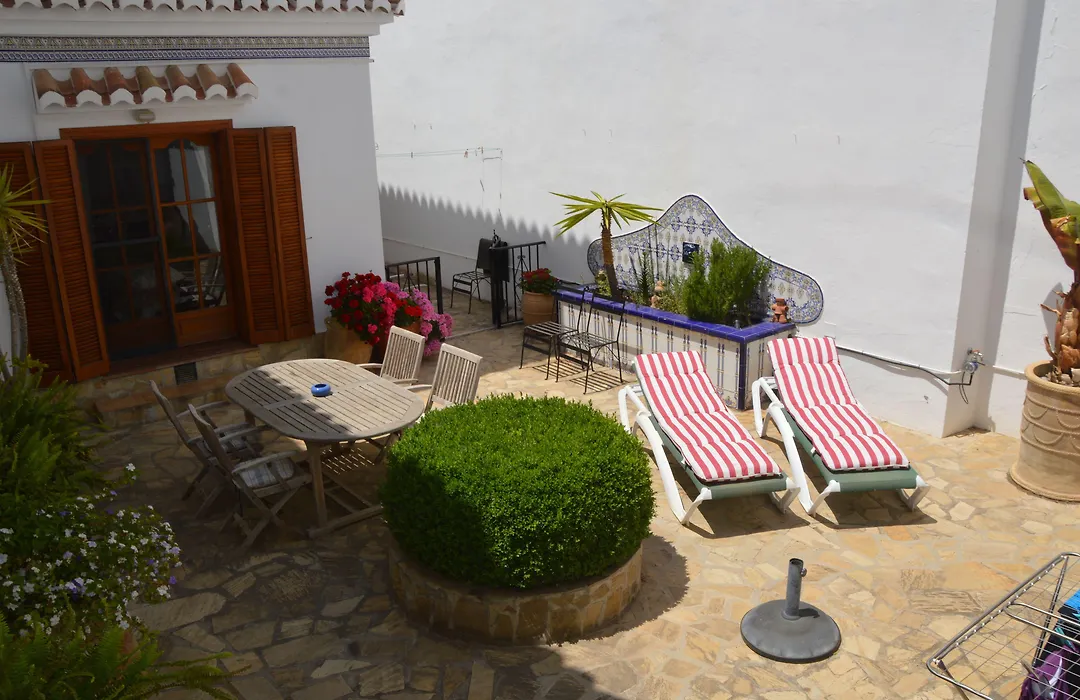 Casa Roble B&B-1