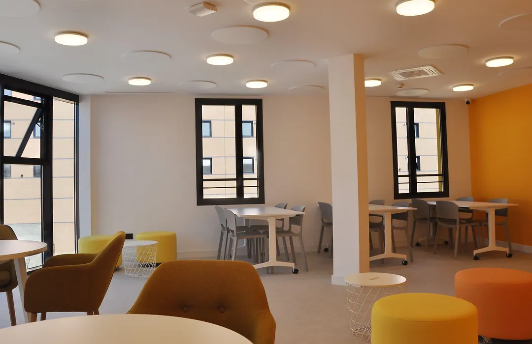 Residencia Universitaria Resa Malaga Centro-1