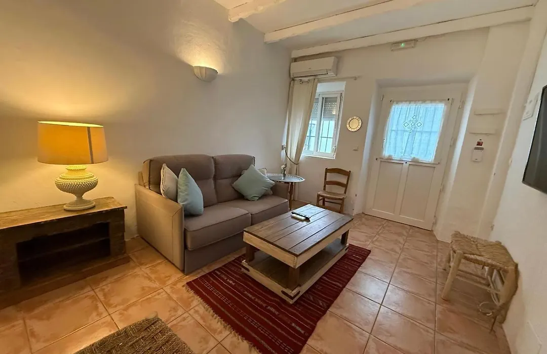 Old Town Charming Retreat With Sunny Terrace-1