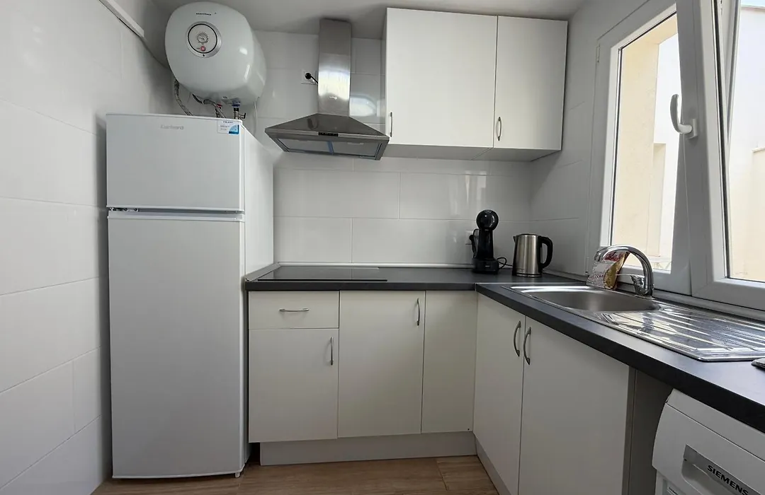 Baj - Apartamentos En Playa Bajondillo, Torremolinos-1