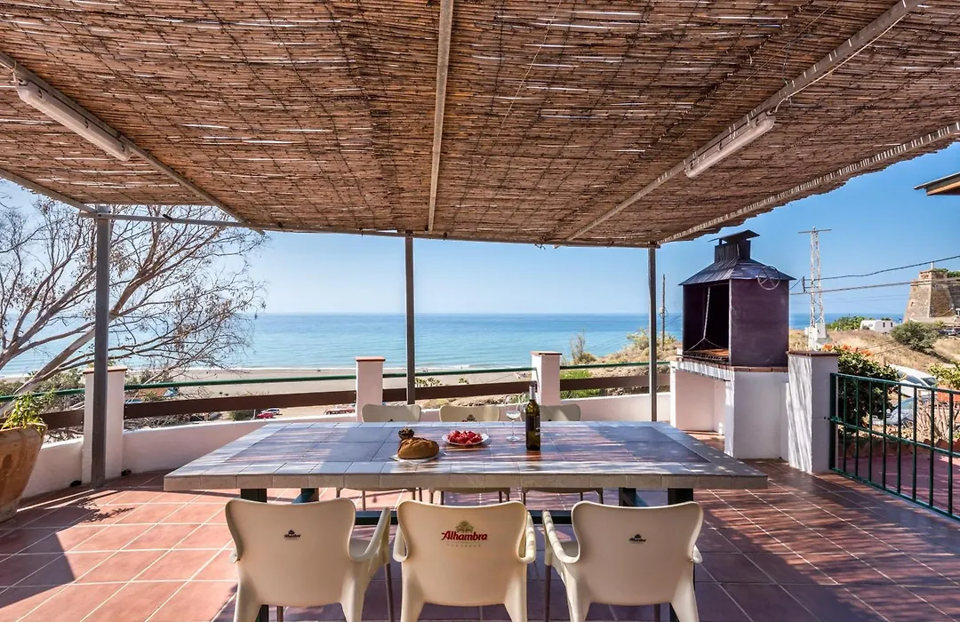 Casa del Pipa con vistas al mar-1