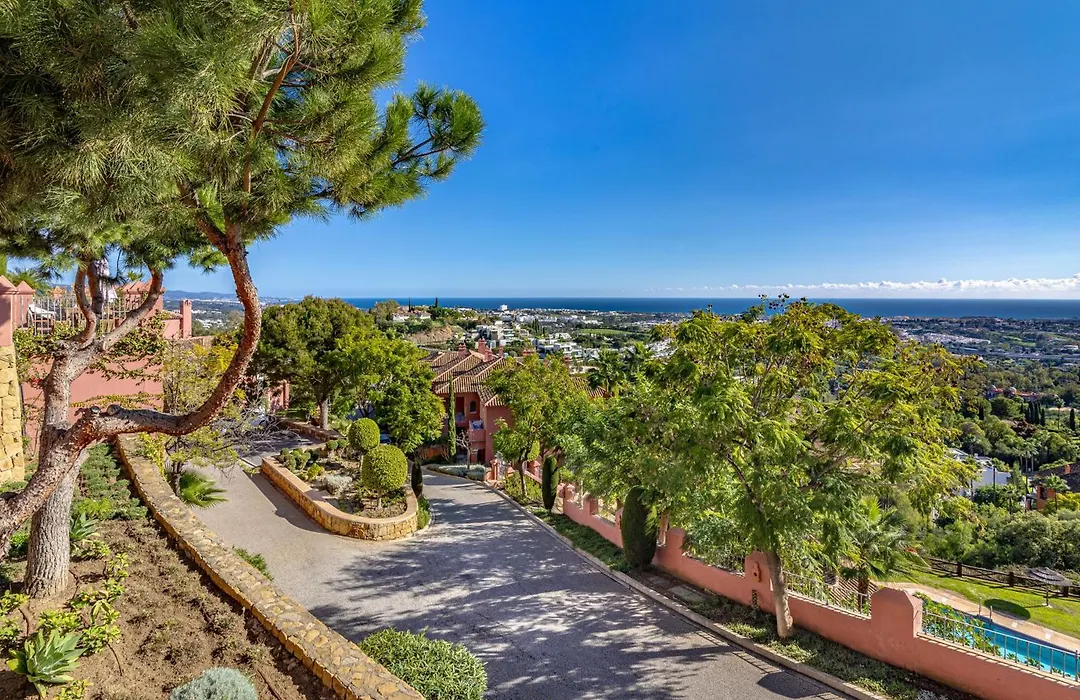 Elegant Golf Apt, Peace, Pool, Panoramic Views-1