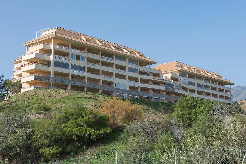 Carvajal Luxury Apartments - Free Parking-1