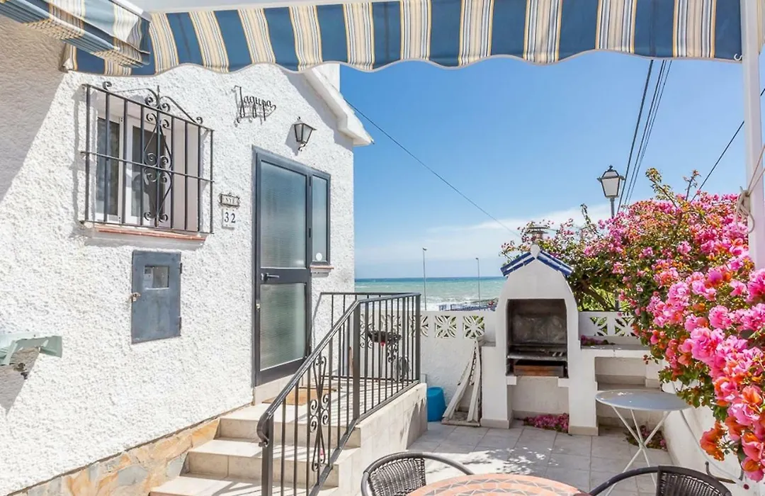 Lets In The Sun Casa Los Claveles-1