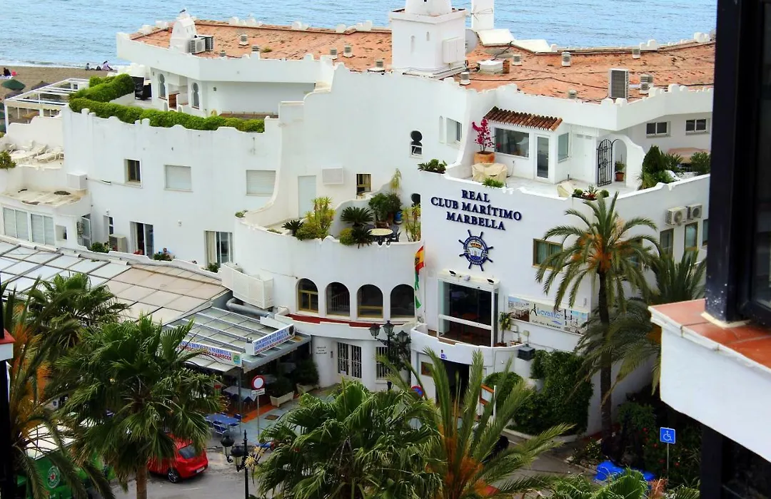Estudio Puerto Deportivo Marbella-1