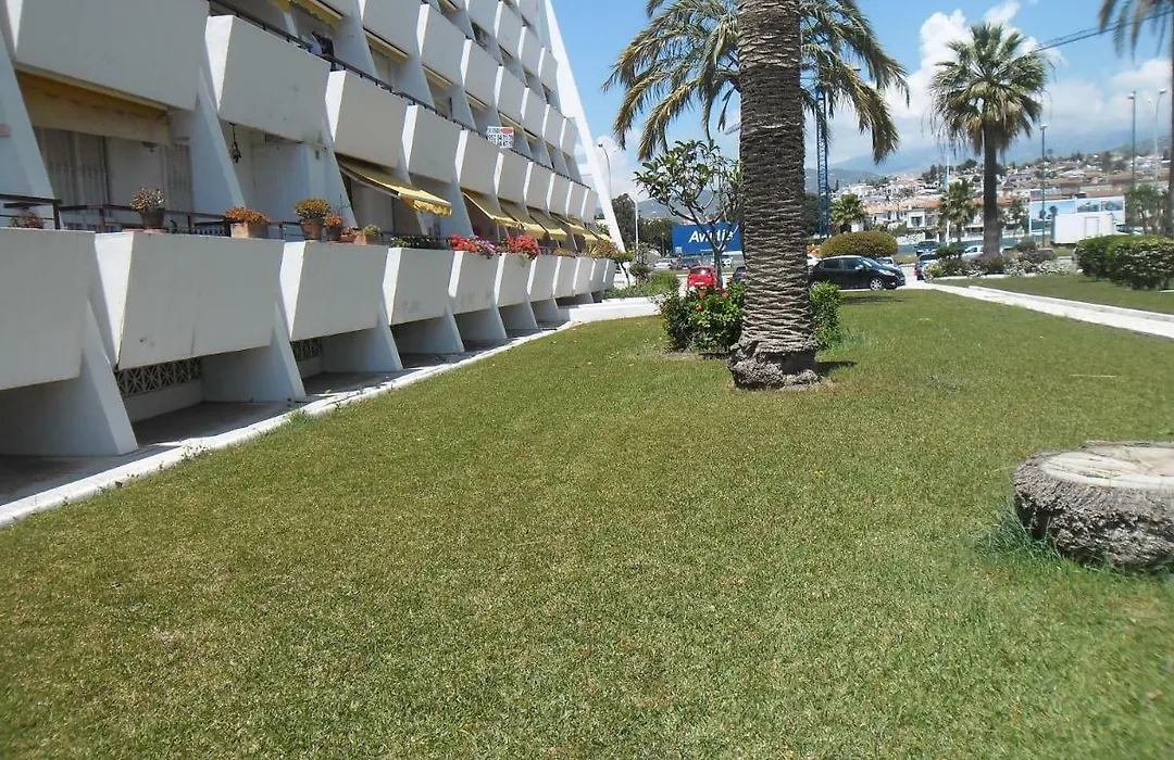 Estudio Caleta De Velez-1