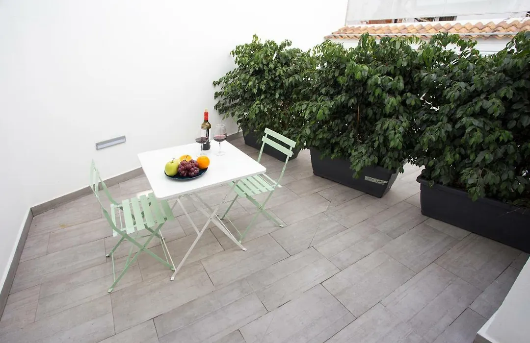 MONKÓ - COCO&TROPYCAL APARTMENT o-1
