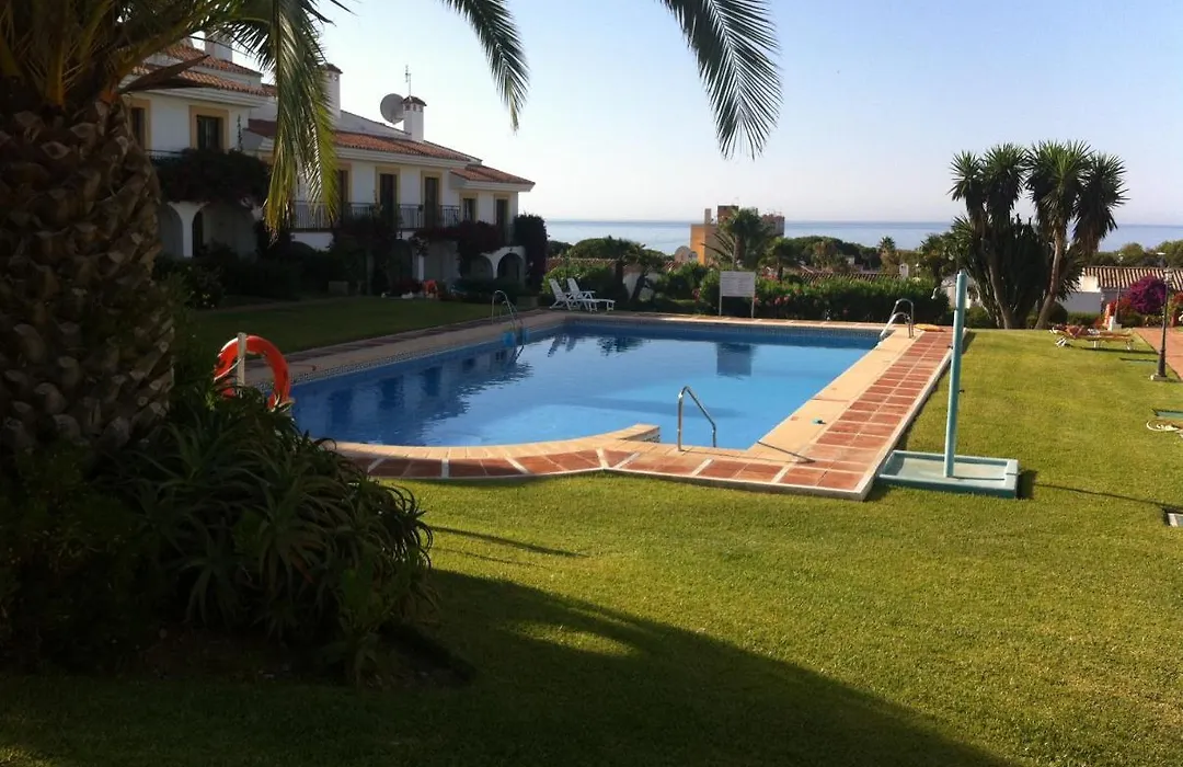 Adosado en residencial-1