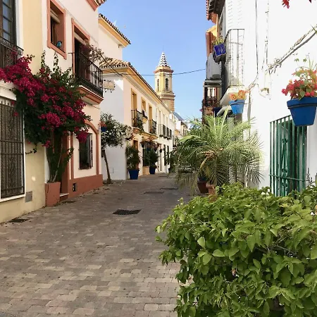Authentic Andalusian Townhouse - Private Roof Terrace - 5Min Beach-3